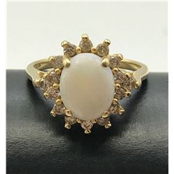 14K GOLD DIAMOND OPAL RING SIZE 7
