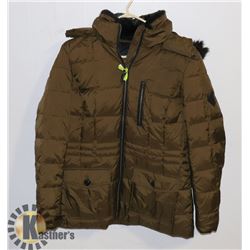 WOMENS  EDDIE BAUER  JACKET SZ M