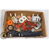 Image 1 : BOX OF PLUMBING TOOLS AND MATERIAL