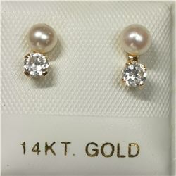 14K WHITE GOLD FRESH WATER PEARL CUBIC