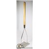 Image 1 : COMMERCIAL POTATO MASHER