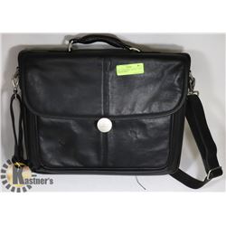 DELL LAPTOP BAG - HOLDS 17" WITH COMPARTMENT