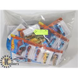 25 DIE CAST CARS. NEW IN PACKAGE.