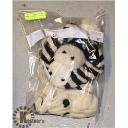 LOT OF 3 ANIMAL FACE TOQUES