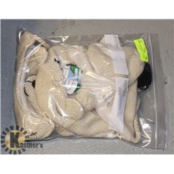 LOT OF 3 ANIMAL FACE TOQUES