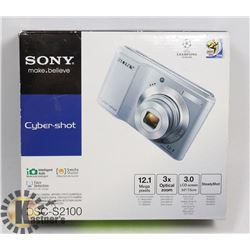 SONY CYBER SHOT 12.1 MEGAPIXELS DIGITAL CAMERA IN