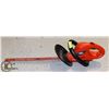 Image 1 : BLACK & DECKER HEDGE TRIMMER