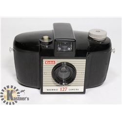 1940S KODAK BROWNIE 127 ART DECO CAMERA