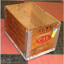 VINTAGE CIL WOODEN SHOTSHELL AMMUNITION BOX