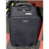 Image 1 : MAK'S NEW YORK LUGGAGE BAG ON WHEELS