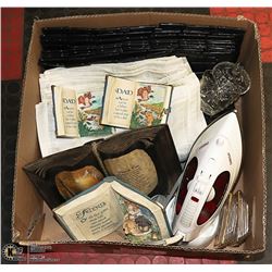 BOX WITH 9-PC BROWN TABLE PLACE MATS &