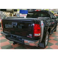 2010 GMC SIERRA SLT Z71 GTX 4 X 4