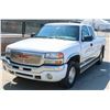 Image 2 : 2004 GMC SIERRA Z71 4X4 EXTENCED CAB