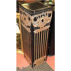 SHOW HOME PEDESTAL 40" TALL