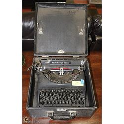 ANTIQUE REMINGTON RAND TYPEWRITER IN CASE