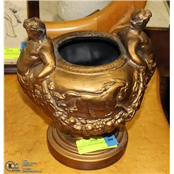 ANTIQUE GOLD LIEF CONTAINER 10"H