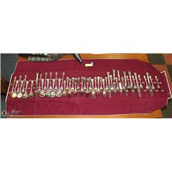 ANTIQUE NATIONAL SILVERPLATE FLATWARE SET