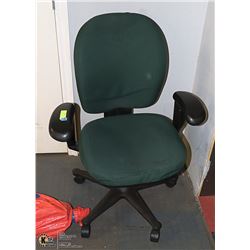GREEN ROLLING SWIVEL OFFICE CHAIR WITH ARMS
