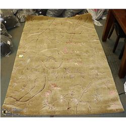 SILK AND WOOL RUG 5' X 8 FEET