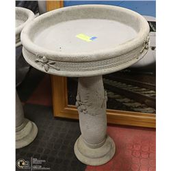 CONCRETE BIRDBATH 16 X 23