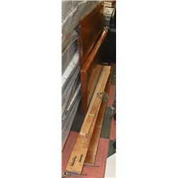 WALNUT DECO 3/4 SIZE BED FRAME