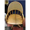 Image 1 : RATTAN SWIVEL CHAIR