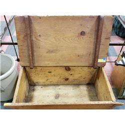 PRIMITIVE WOODEN TRUNK