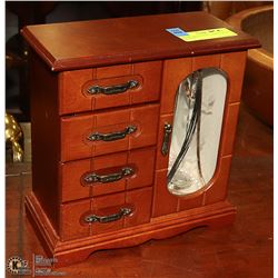 BROWN WOOD JEWELLERY BOX W/4 DRAWERS