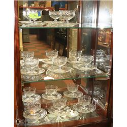 SET OF 8 FANCY DESSERT DISHES WITH SAUCERS