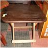 Image 1 : SMALL STURDY FOLDING TABLE
