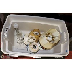 TOTE OF VINTAGE LAMPS