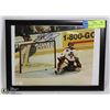 Image 1 : JOE SAKIC SIGNED & FRAMED 8 X 10 PHOTO W/ COA
