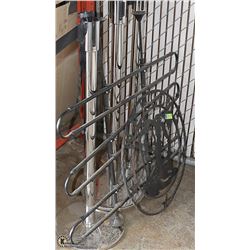 COWBOY WELCOME SIGN & PET VEHICLE DIVIDER