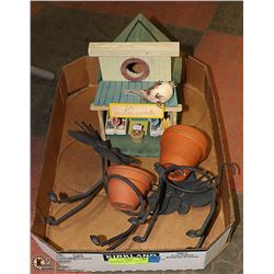 BIRD HOUSE + 2 METAL DOG/CAT PLANT HOLDERS