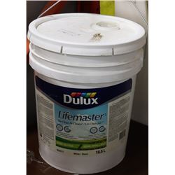 20L PAIL OF WHITE SEMI-GLOSS PAINT