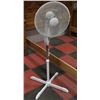 Image 1 : HOME STYLE OSCILLATING FLOOR FAN