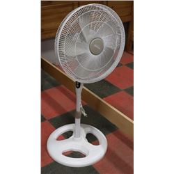 SUNBEAM OSCILLATING FLOOR FAN