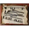 Image 1 : LARGE FLAT WITH 1/2"-DRIVE RATCHETS AND