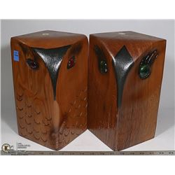 PAIR OF WOOD CARVED OWL BOOKENDS