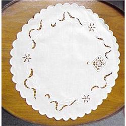 Antique Madeira White Linen Round Piece #1045300