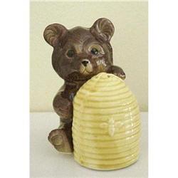 Figural Salt/Pepper Shakers Adorable #1045323