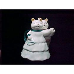 Vintage Teapot - Dancing Cats  #1045645