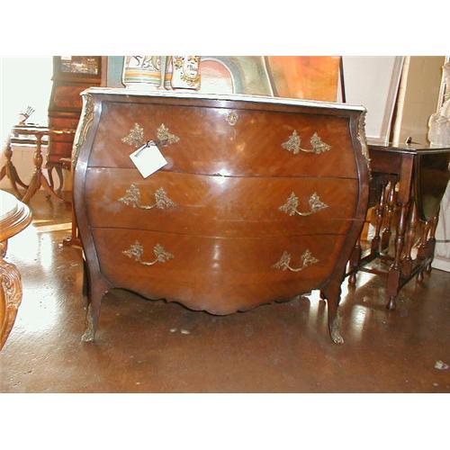 Featured image of post Marble Top Bombay Dresser : Amazing gallery of interior design and decorating ideas of marble top dresser in bedrooms, closets, living rooms, dens/libraries/offices, bathrooms, entrances/foyers by elite interior designers.