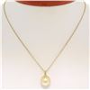Image 1 : 18kt Yellow Gold 10.45mm Pearl and Diamond Solitaire Pendant Necklace