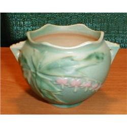 ROSEVILLE Bleeding Heart Jardinere 651-3 #1057054