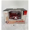 Image 1 : 1/25 Diecast IH TD-24  Diesel Crawler With Cable Control Bullgrader The Agile Giant NEW WITH PLASTIC
