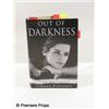 Image 1 : Scream 4 Sidney Prescott (Neve Campbell) Out of Darkness Book Movie Props
