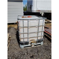 LIQUID STORAGE TANK, 40 X 47 X 46