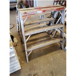 3 FOOT SAWHORSE LADDER
