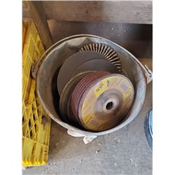 BUCKET OF VARIOUS GRINDING DISCS & WHEELS
